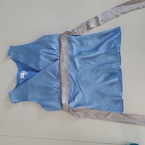 Medium Isaac Mizrahi silk shell top with gray sash/tie